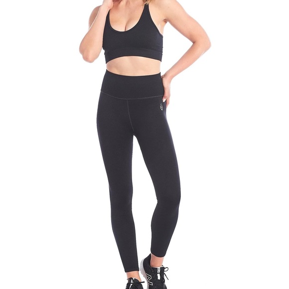 Free People Movement Black Free Throw Leggings NWT Size Medium - Picture 5 of 8